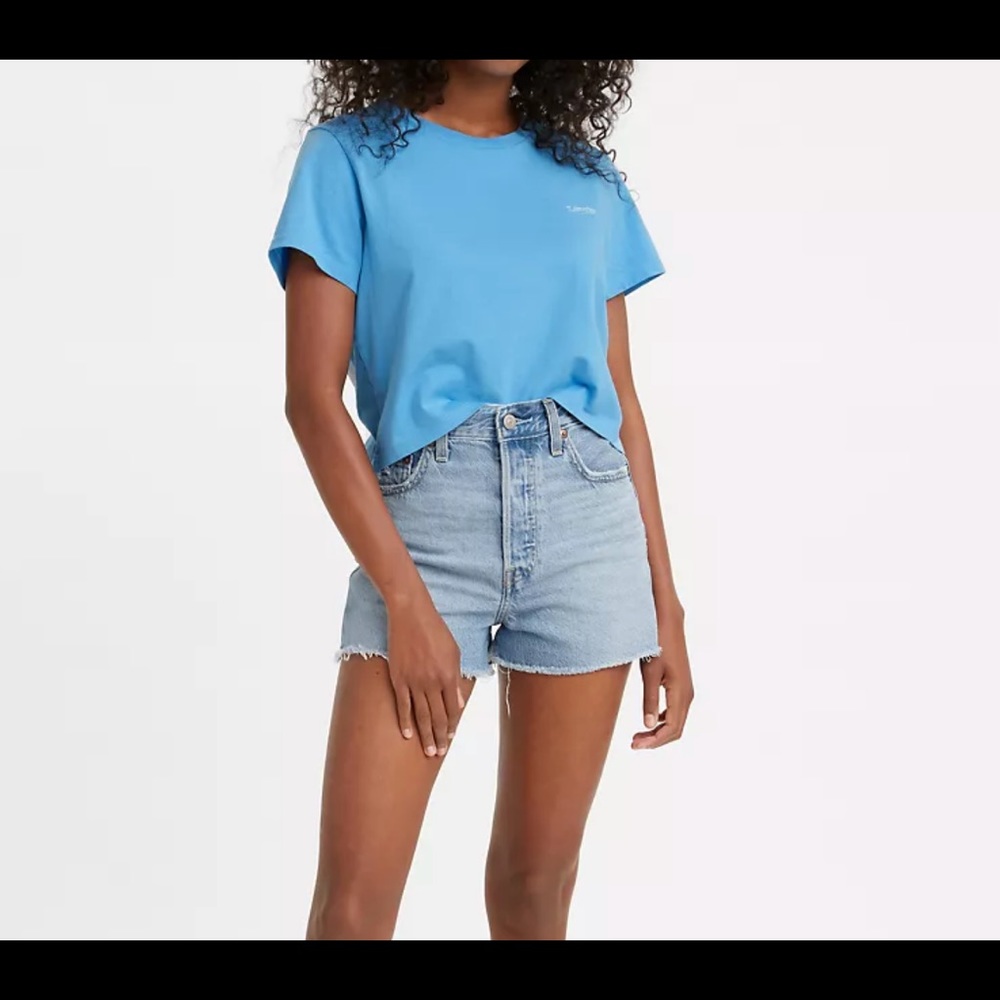 Levis Ribcage Women’s Jean Shorts Size 27